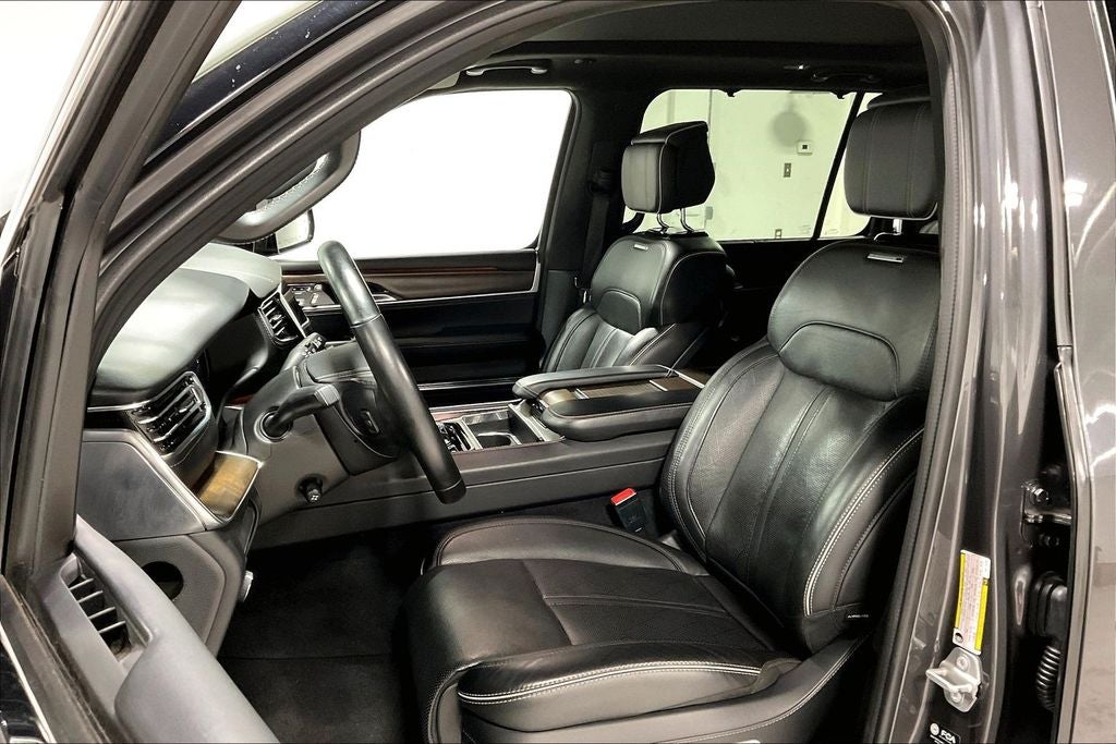 2022 Jeep Grand Wagoneer Series II 4x4
