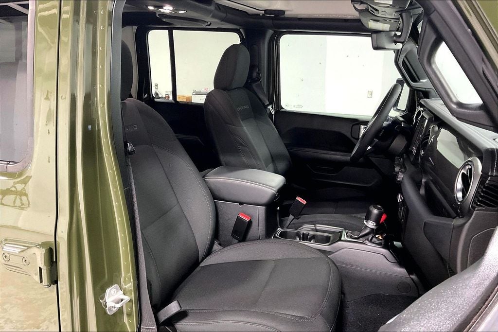 2023 Jeep Gladiator Overland 4x4