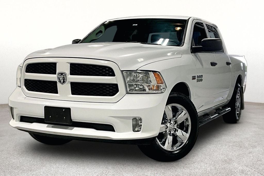 2018 RAM 1500 Express Crew Cab 4x4 5'7' Box