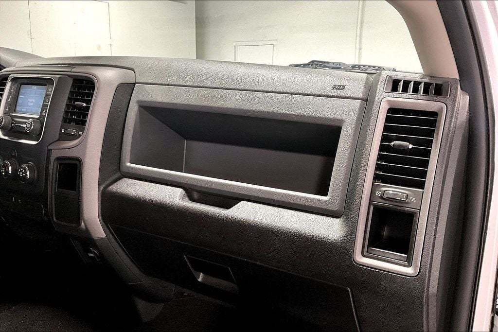 2018 RAM 1500 Express Crew Cab 4x4 5'7' Box