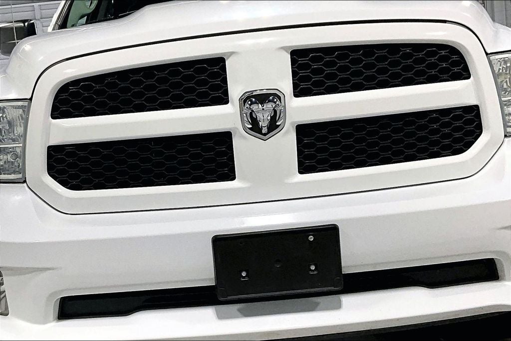 2018 RAM 1500 Express Crew Cab 4x4 5'7' Box