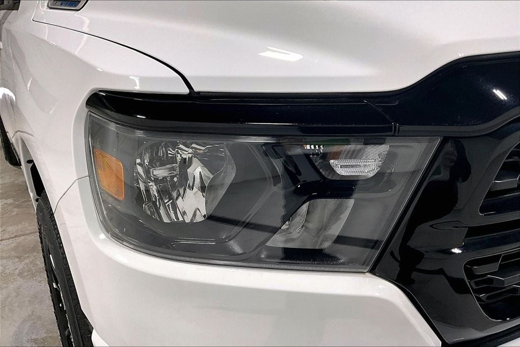 2022 RAM 1500 Lone Star Quad Cab 4x2 6'4' Box