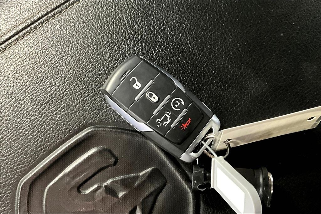 2022 RAM 1500 Laramie Crew Cab 4x4 5'7' Box