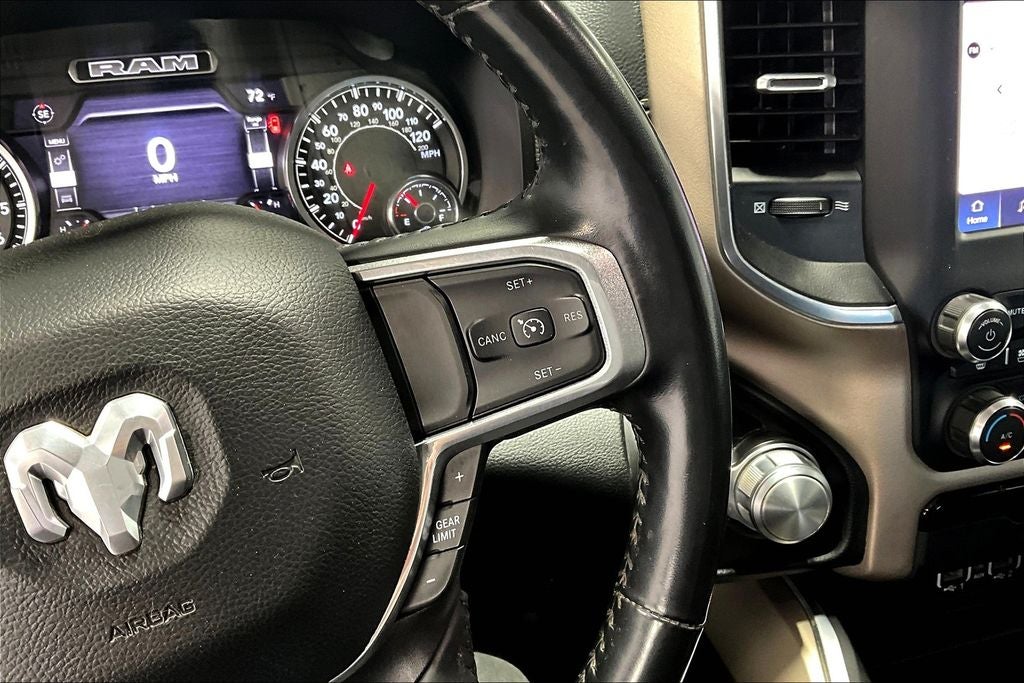 2022 RAM 1500 Laramie Crew Cab 4x4 5'7' Box