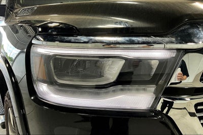 2022 RAM 1500 Laramie Crew Cab 4x4 5'7' Box