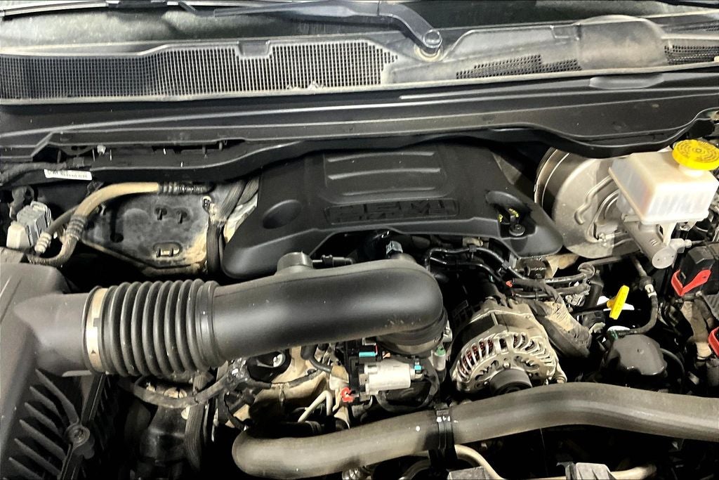 2022 RAM 1500 Laramie Crew Cab 4x4 5'7' Box