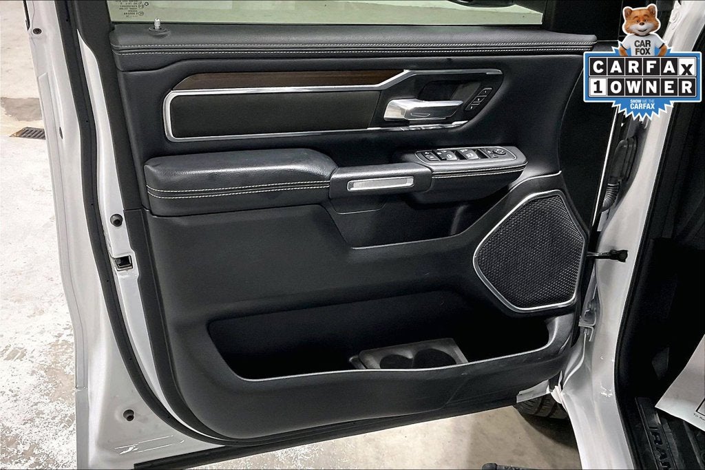 2022 RAM 1500 Laramie Crew Cab 4x4 5'7' Box