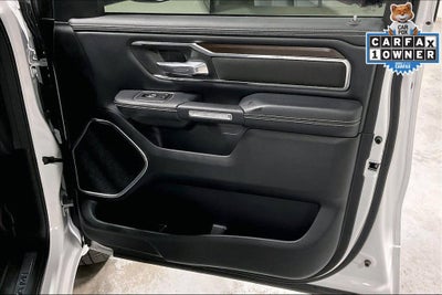 2022 RAM 1500 Laramie Crew Cab 4x4 5'7' Box