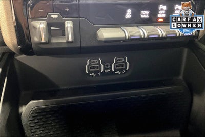 2022 RAM 1500 Laramie Crew Cab 4x4 5'7' Box