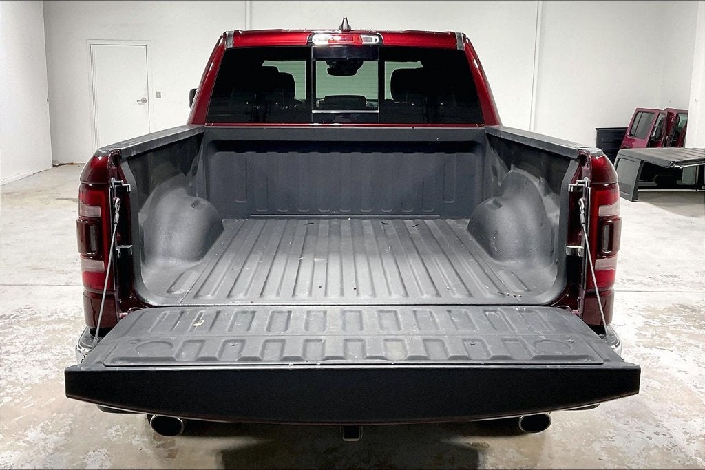 2022 RAM 1500 Laramie Crew Cab 4x4 5'7' Box