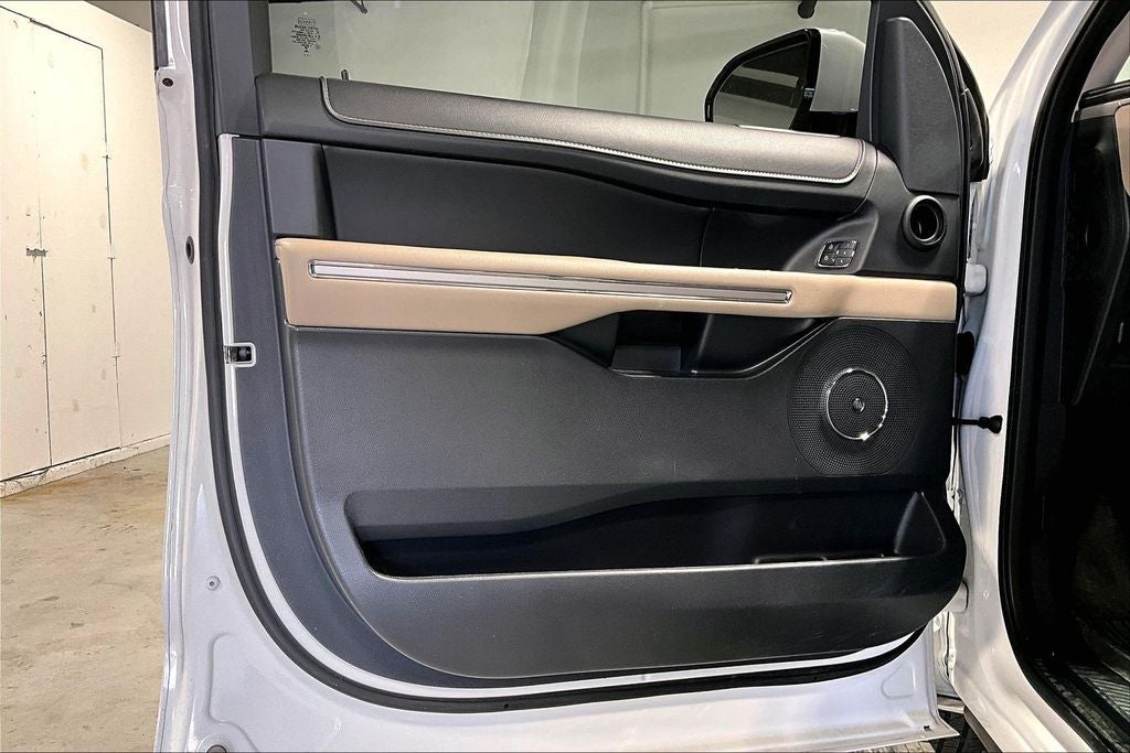 2024 Ford Expedition Limited MAX