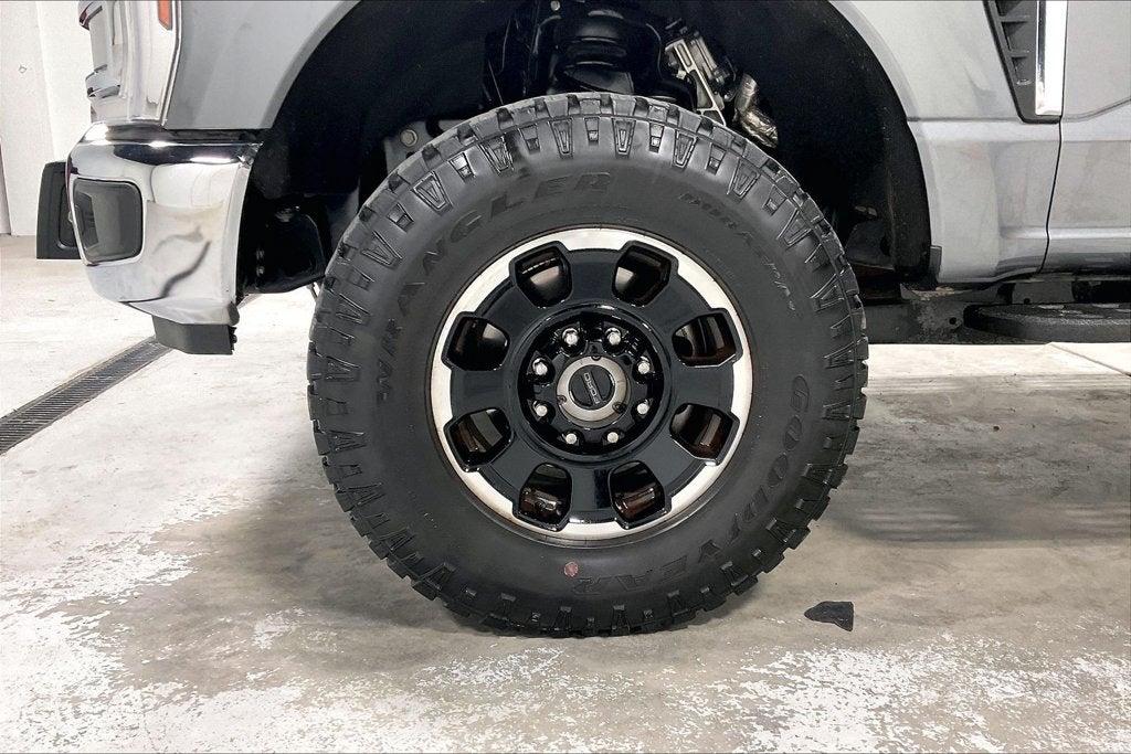 2025 Ford F-250 LARIAT