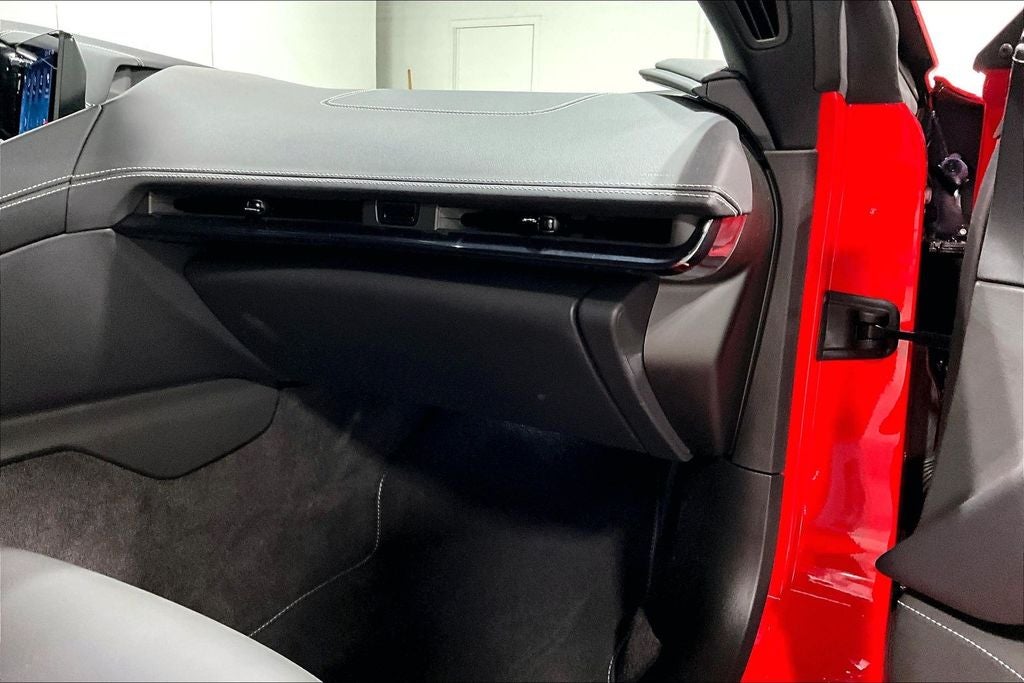 2024 Chevrolet Corvette Stingray RWD Convertible 2LT