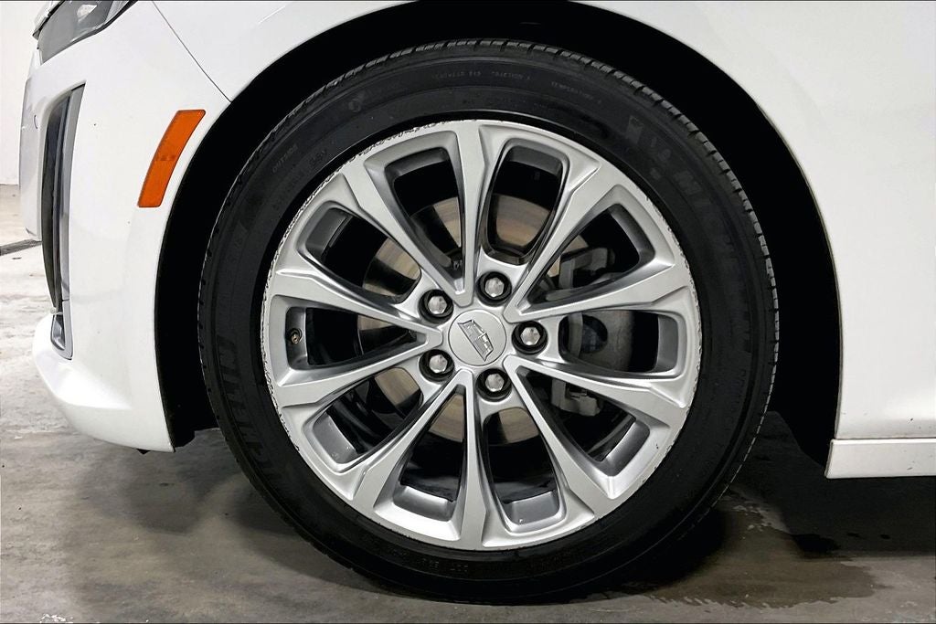 2022 Cadillac CT5 Premium Luxury