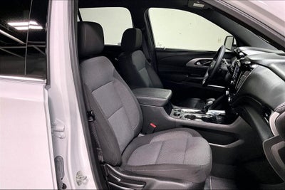 2023 Chevrolet Traverse FWD LT Cloth