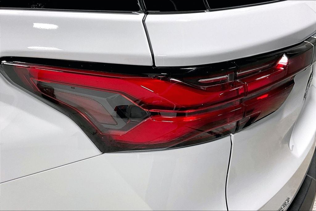 2023 Chevrolet Traverse FWD LT Cloth
