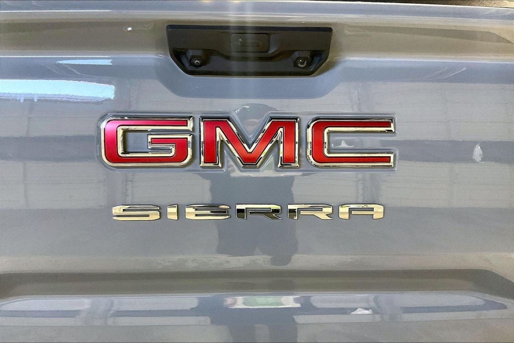 2024 GMC Sierra 1500 4WD Crew Cab Short Box Pro