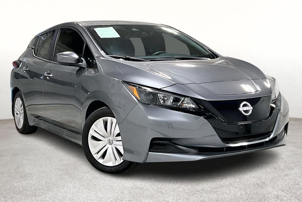2025 Nissan LEAF S