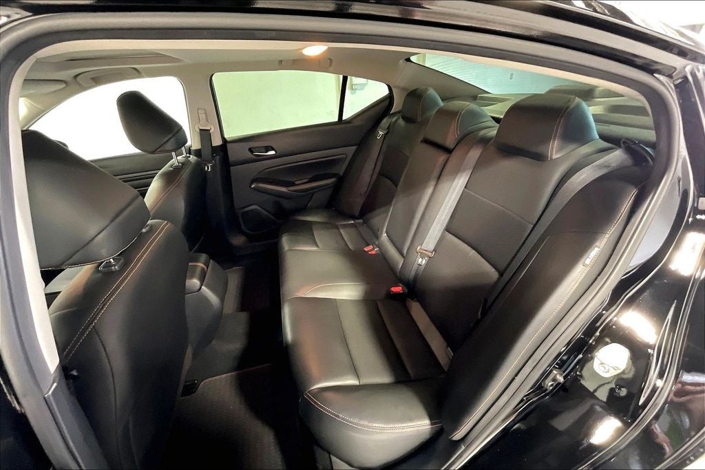 2022 Nissan Altima SR FWD