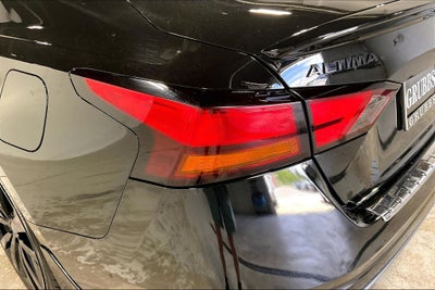 2022 Nissan Altima SR FWD