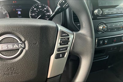 2023 Nissan TITAN Crew Cab SV 4x2