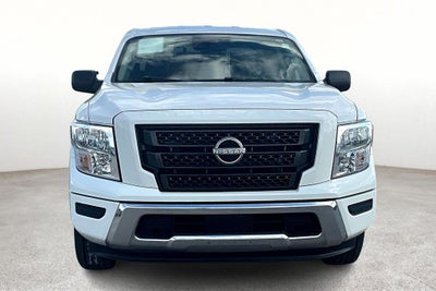 2023 Nissan TITAN Crew Cab SV 4x2