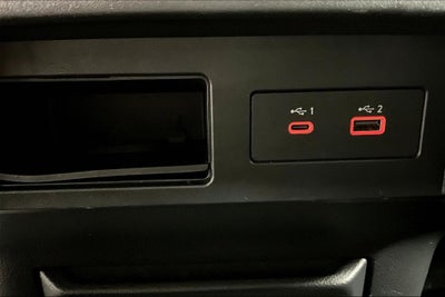 2023 Nissan TITAN Crew Cab SV 4x2