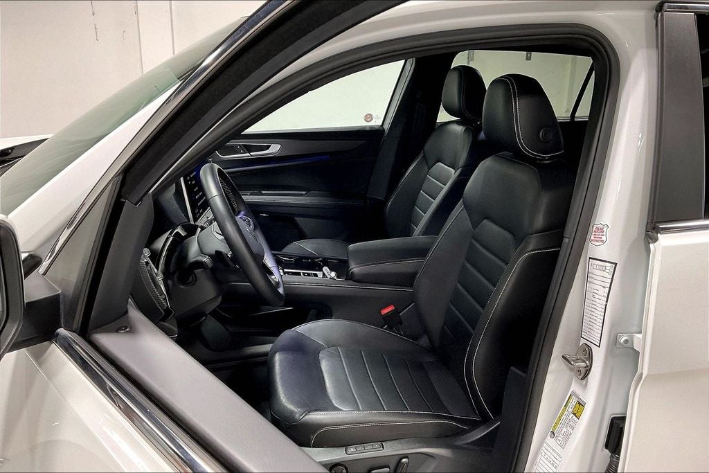 2025 Volkswagen Atlas Cross Sport 2.0T SEL