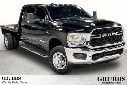 2022 RAM 3500 Tradesman Crew Cab 4x4 8' Box