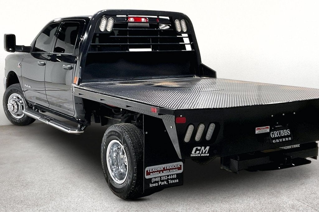 2022 RAM 3500 Tradesman Crew Cab 4x4 8' Box