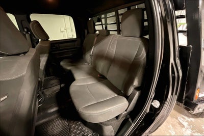 2022 RAM 3500 Tradesman Crew Cab 4x4 8' Box