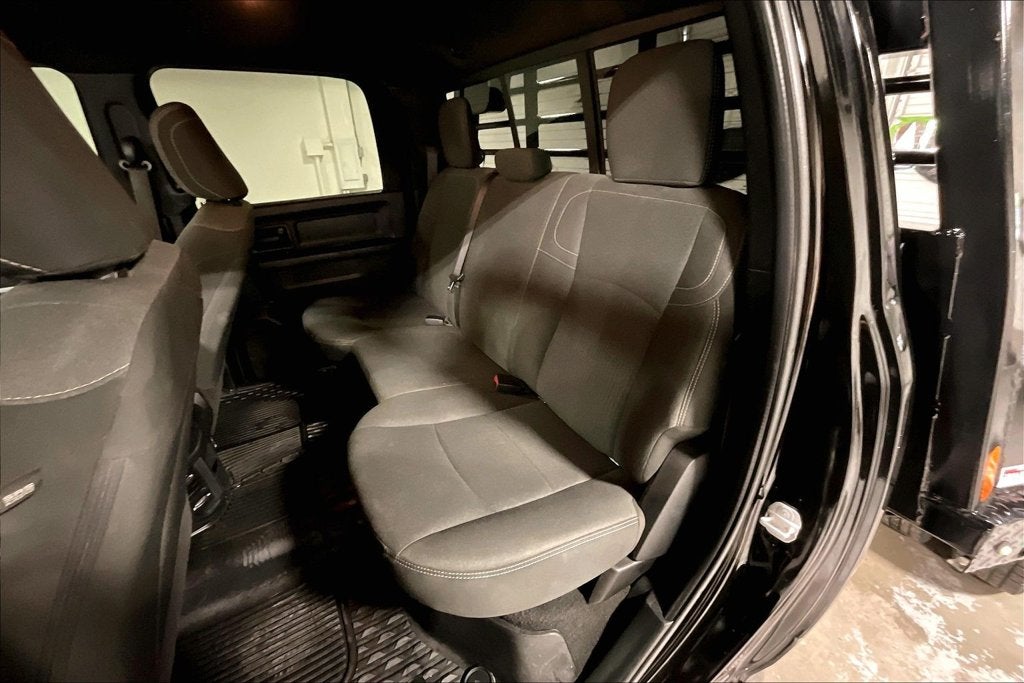 2022 RAM 3500 Tradesman Crew Cab 4x4 8' Box