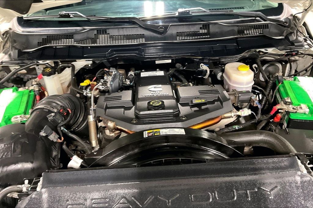 2018 RAM 2500 Laramie Crew Cab 4x4 6'4' Box