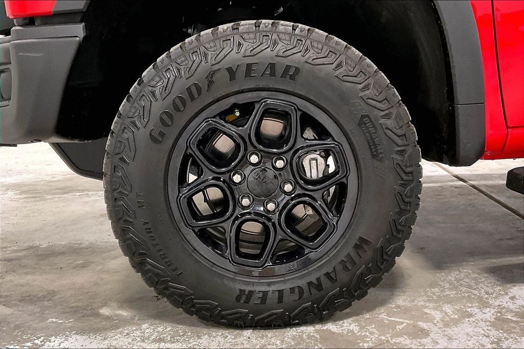 2024 Chevrolet Silverado 1500 4WD Crew Cab Short Bed ZR2