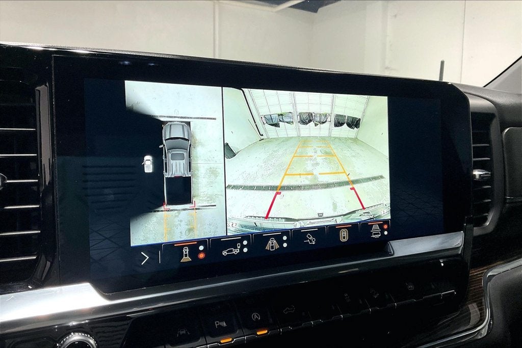 2024 GMC Sierra 1500 4WD Crew Cab Short Box Elevation with 3SB