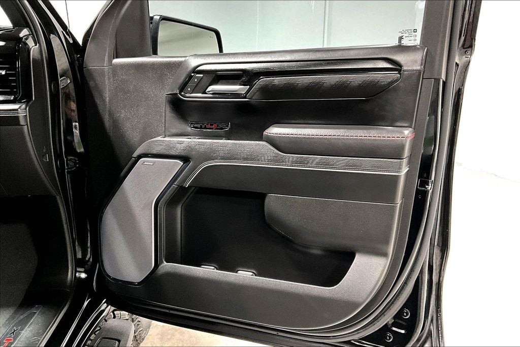 2024 GMC Sierra 1500 4WD Crew Cab Short Box AT4X