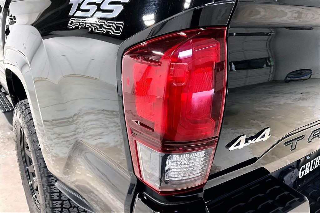 2023 Toyota Tacoma SR V6