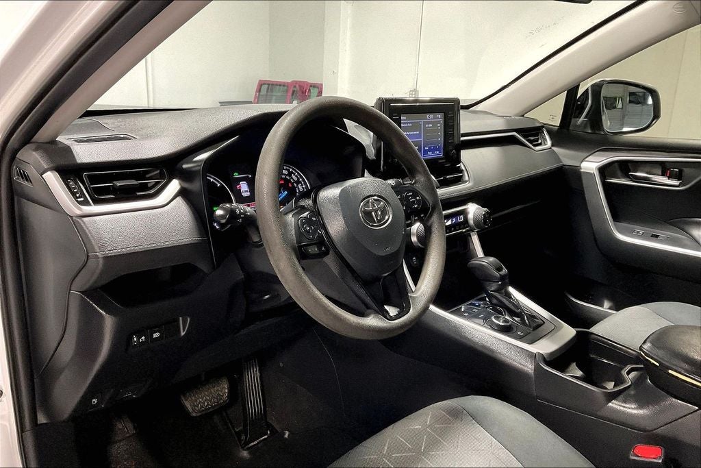 2020 Toyota RAV4 Hybrid XLE