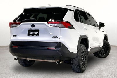 2020 Toyota RAV4 Hybrid XLE