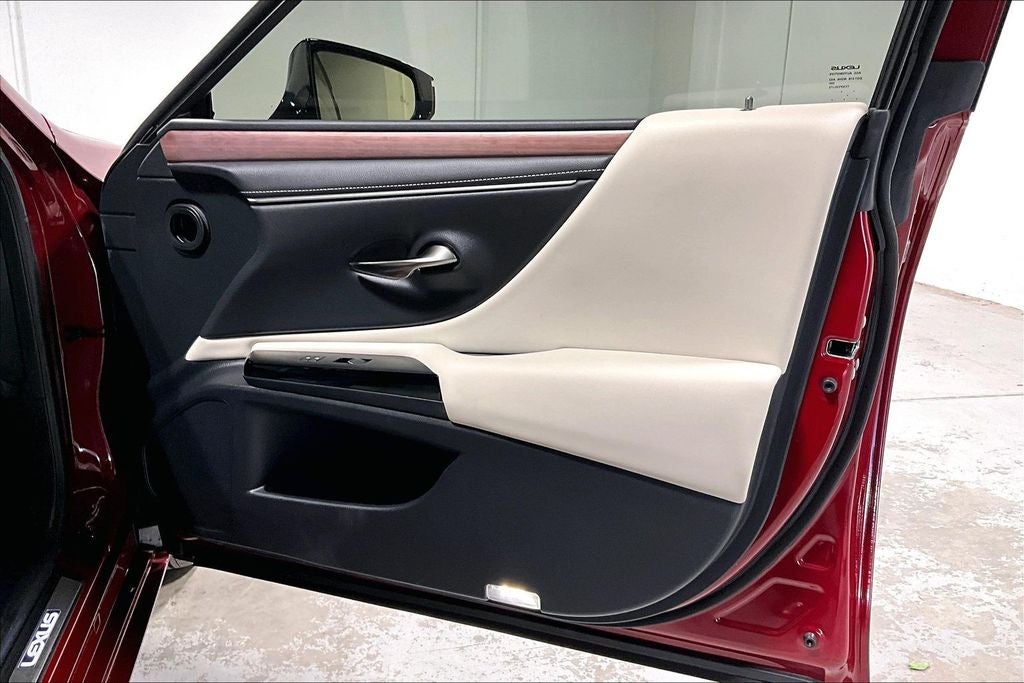 2025 Lexus ES 350 350