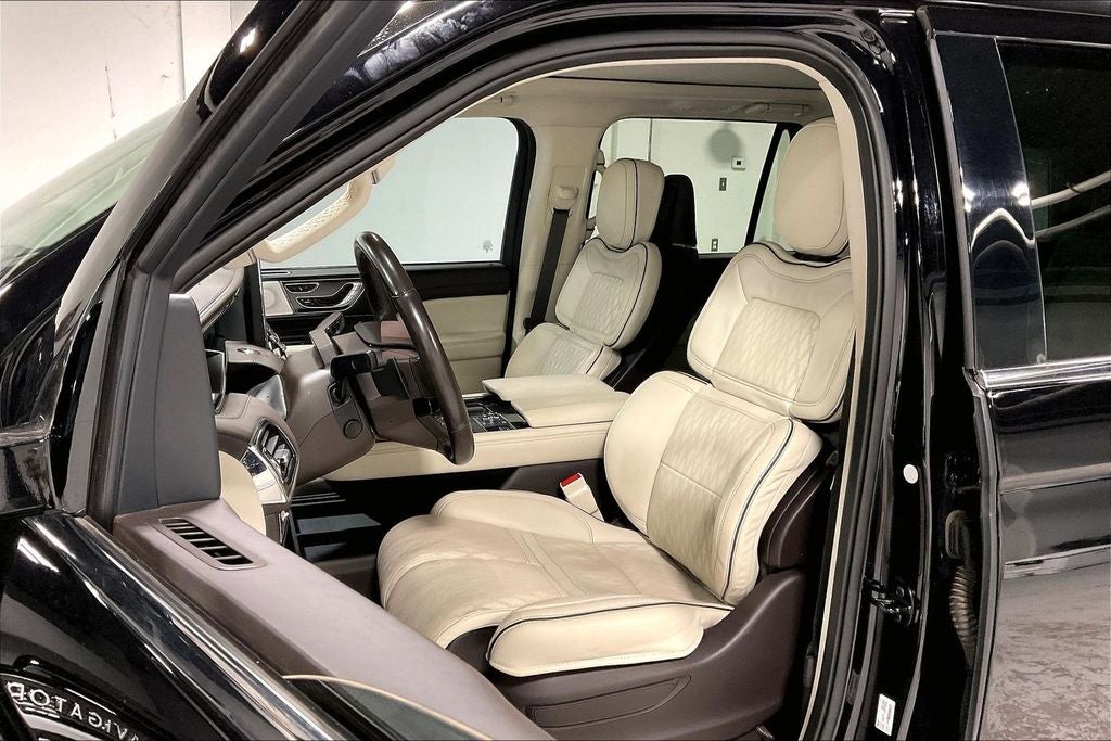 2024 Lincoln Navigator Black Label