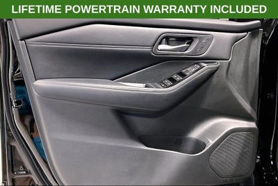 2024 Nissan Rogue SL FWD