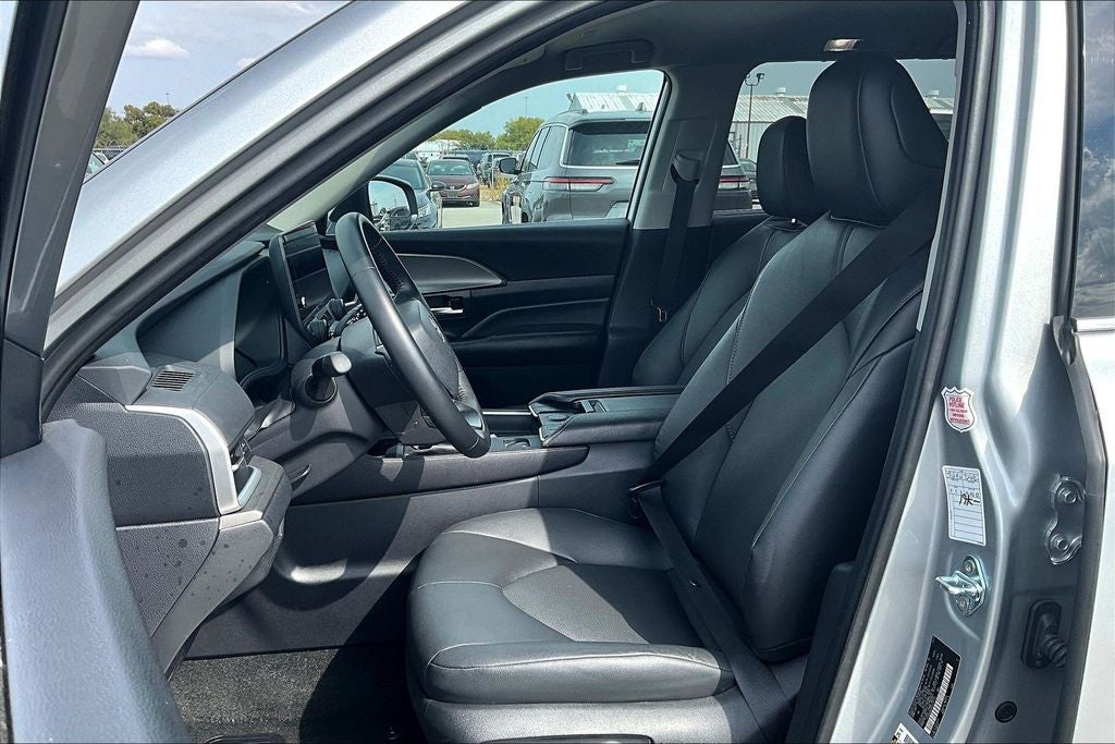 2025 Toyota Grand Highlander XLE