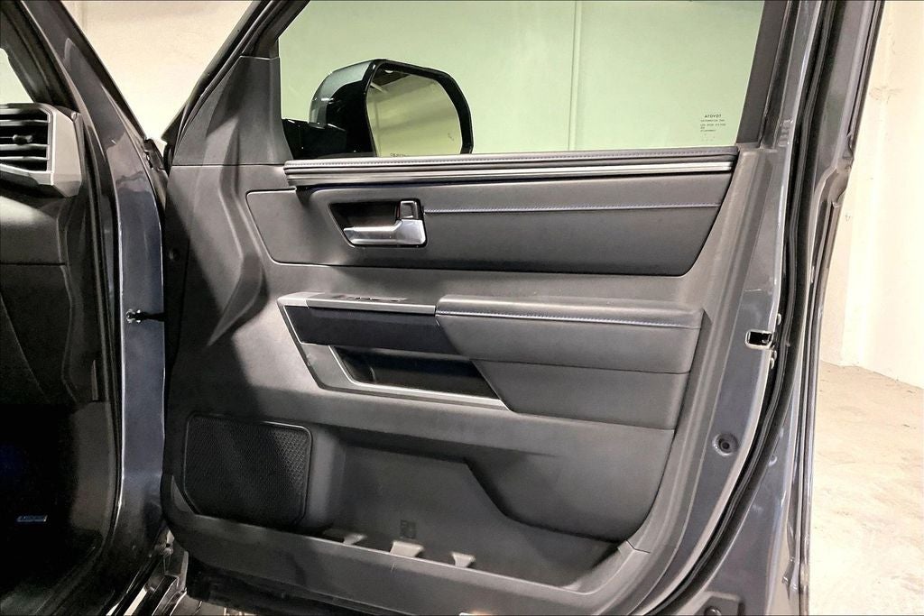 2024 Toyota Tundra Hybrid Platinum 4WD