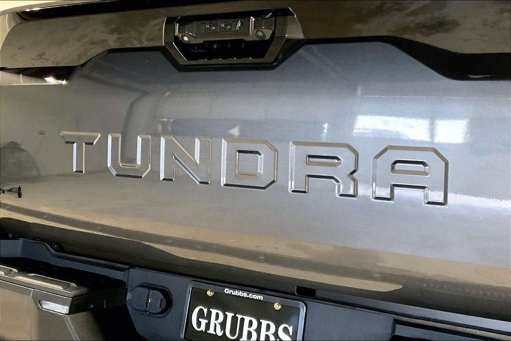 2024 Toyota Tundra Hybrid Platinum 4WD