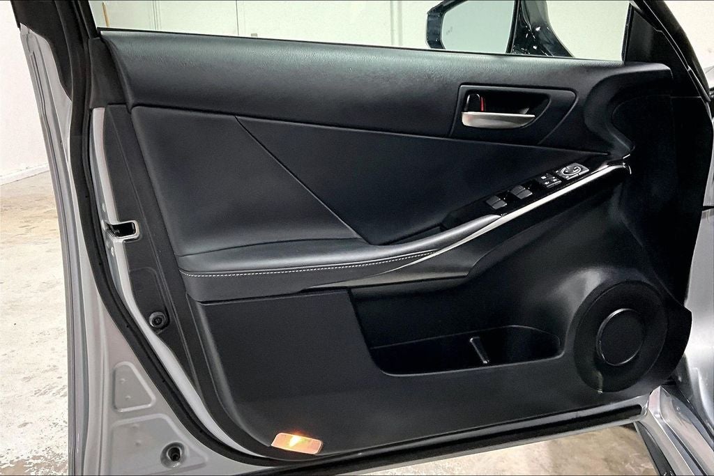 2024 Lexus IS 300 300