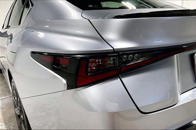 2024 Lexus IS 300 300