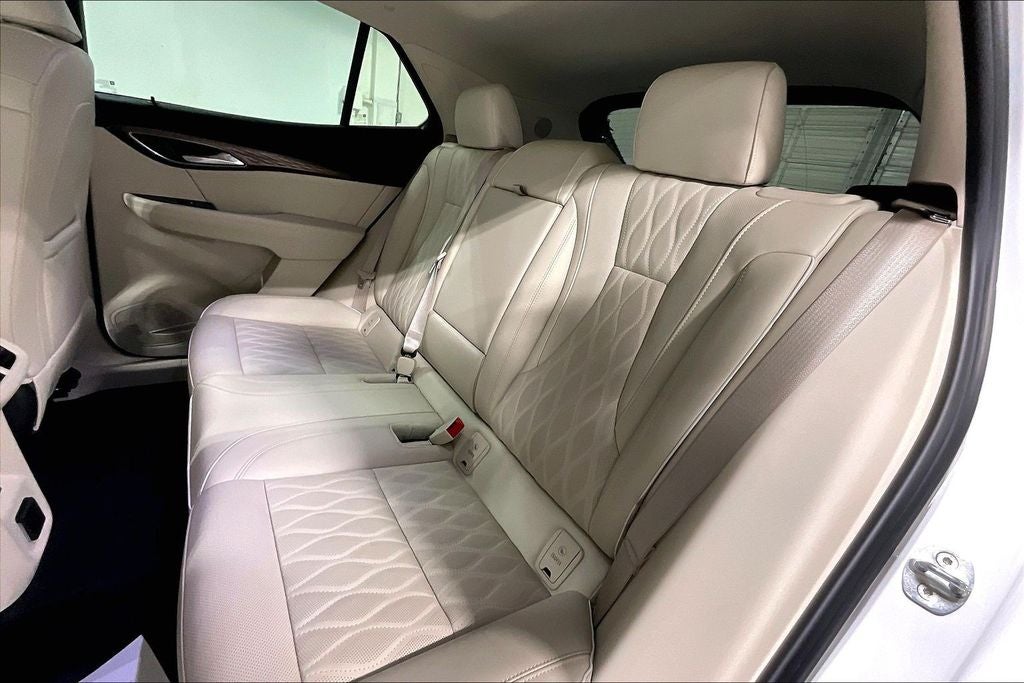 2022 Buick Envision FWD Avenir