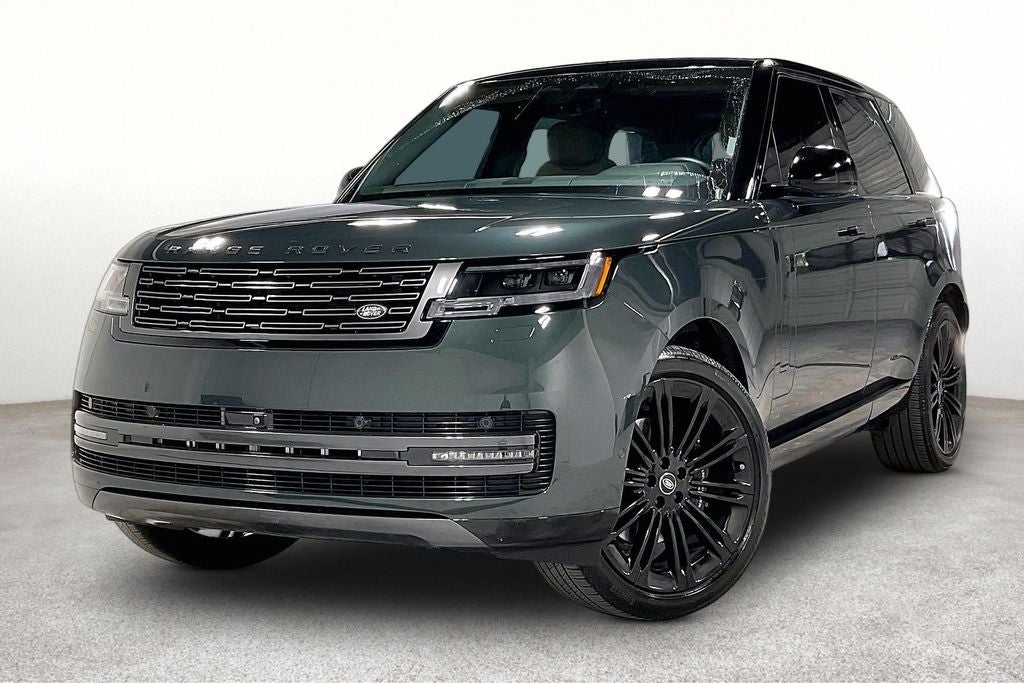 2025 Land Rover Range Rover SE