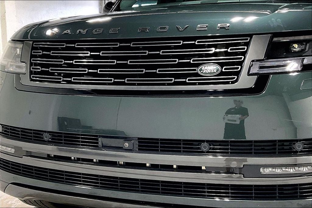 2025 Land Rover Range Rover SE
